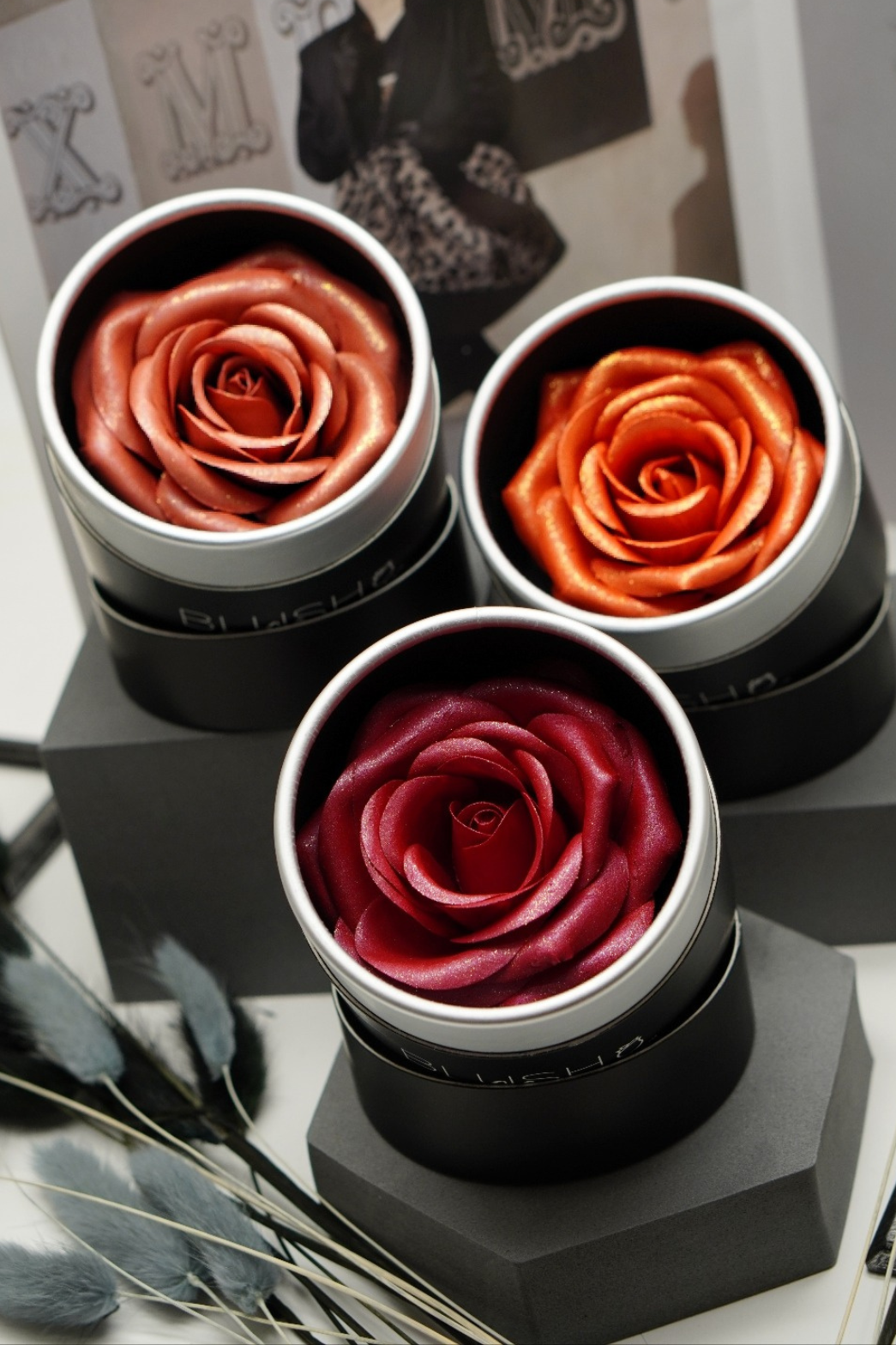 GEM IN EYE Cosmetics are Makers of Authentic Scented Rose Blush. Made with luxurious fine silk cloth. This creamy powder face blush has a matte-to-shimmer finish. First seen and introduced in the Beauty Industry in NEW YORK FASHION WEEK September 2022 Edition.